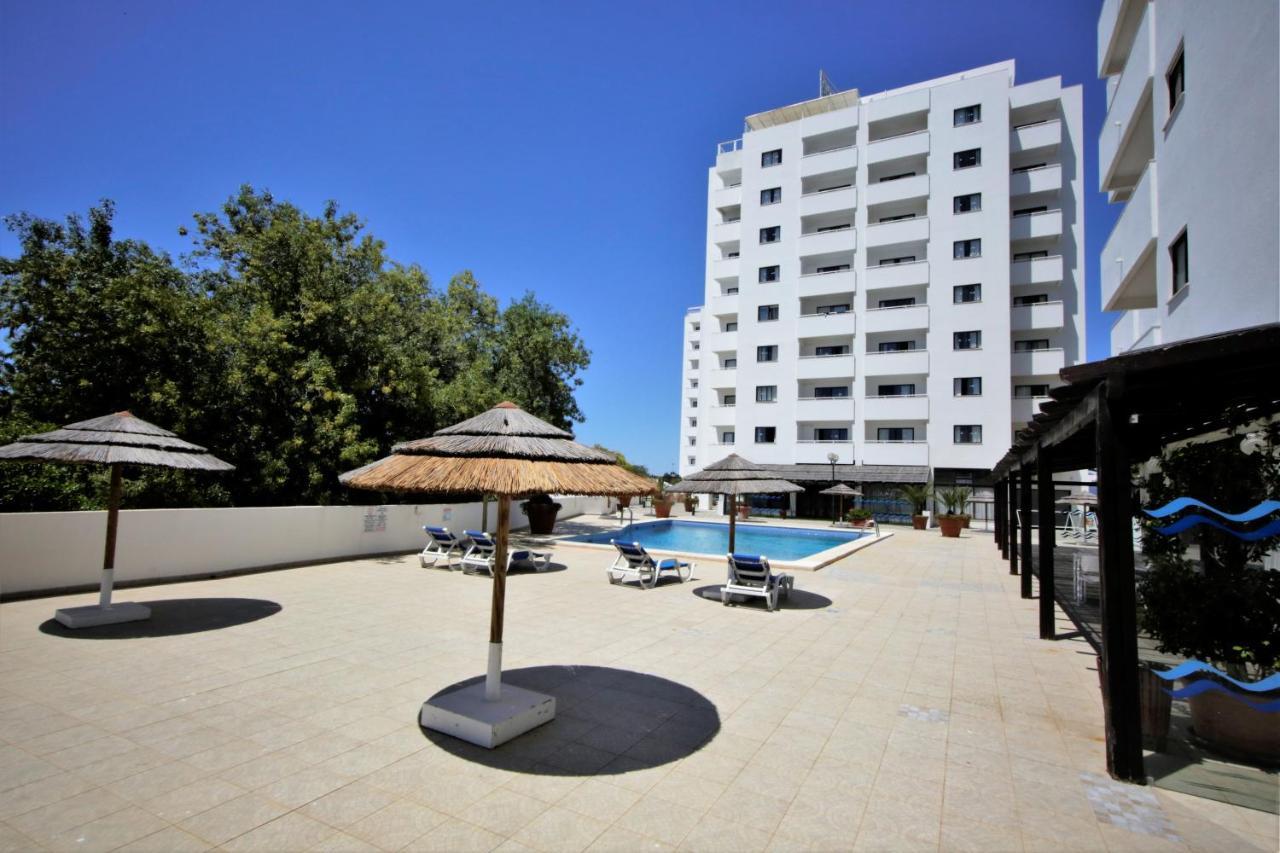 Sea View Apartment - 3 Swimming Pool & Fitness Albufeira Buitenkant foto