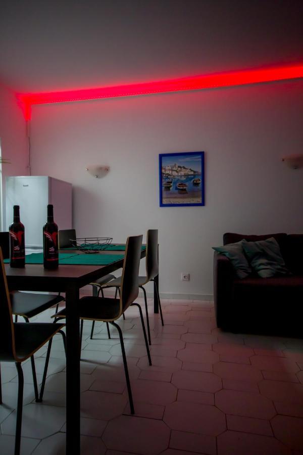 Sea View Apartment - 3 Swimming Pool & Fitness Albufeira Buitenkant foto