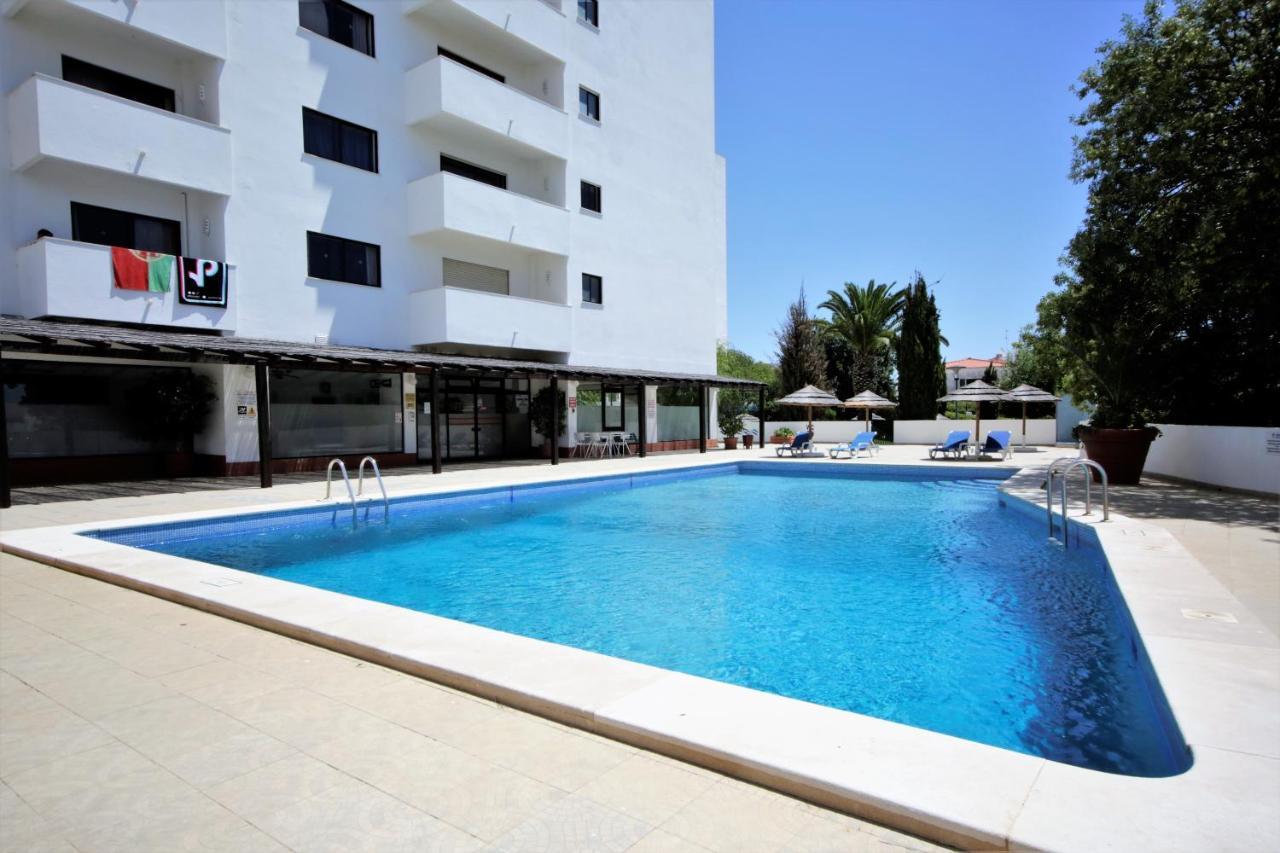 Sea View Apartment - 3 Swimming Pool & Fitness Albufeira Buitenkant foto