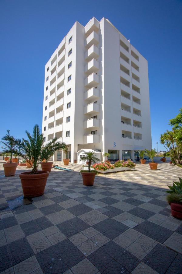 Sea View Apartment - 3 Swimming Pool & Fitness Albufeira Buitenkant foto