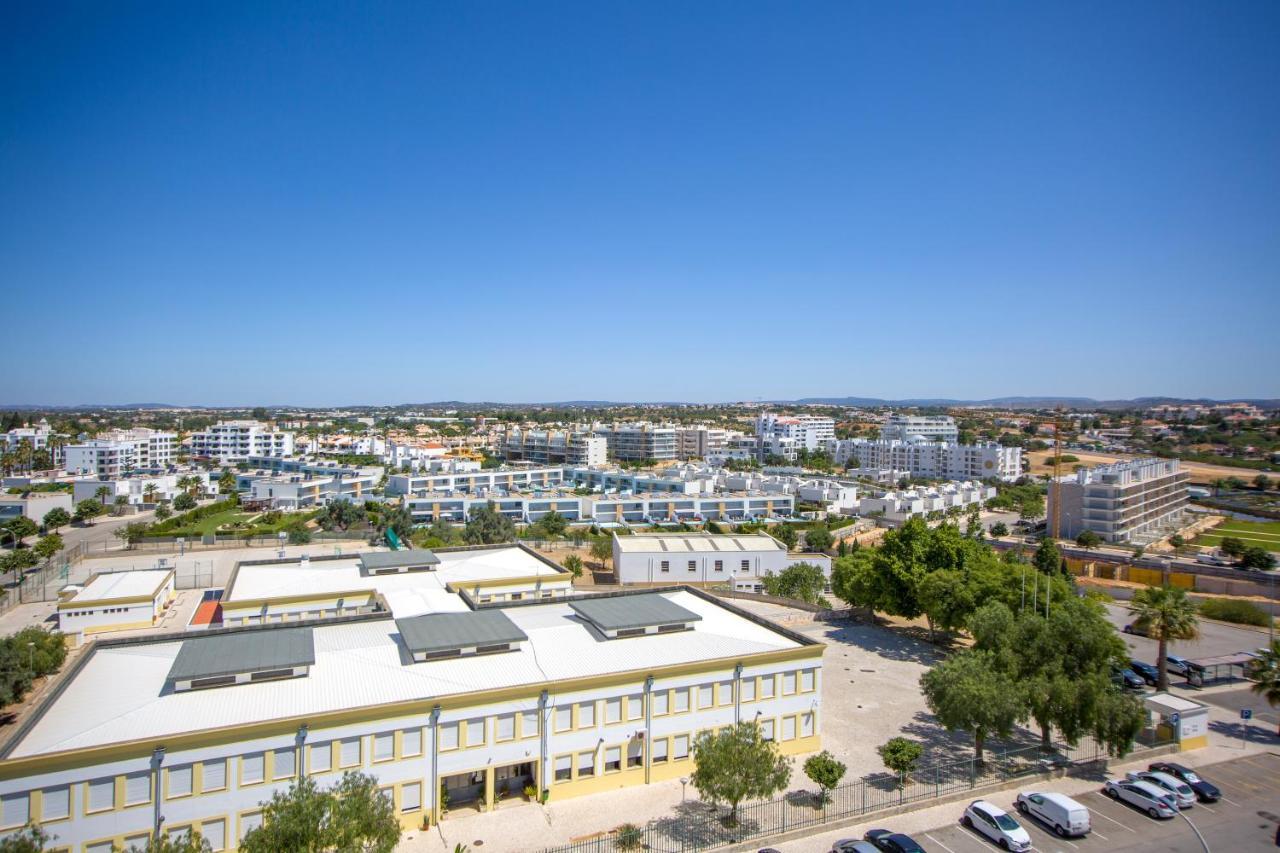 Sea View Apartment - 3 Swimming Pool & Fitness Albufeira Buitenkant foto