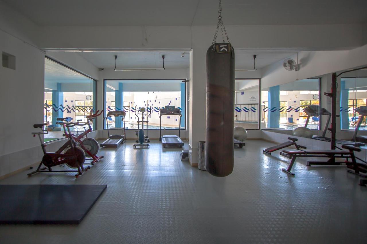 Sea View Apartment - 3 Swimming Pool & Fitness Albufeira Buitenkant foto